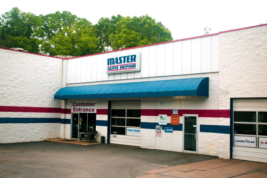 Master Auto Repair Customer Entrance